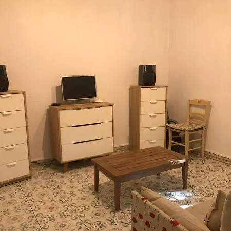 Mitoyen / 2 Personnes * Hyères